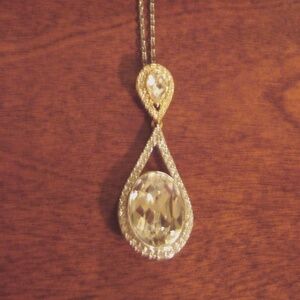 Stunning Swarovski Two-Toned Necklace
